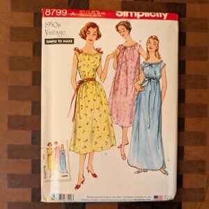 Simplicity 8799 - Uncut - 1950s Vintage - Sizes XS-XL - Nightgowns